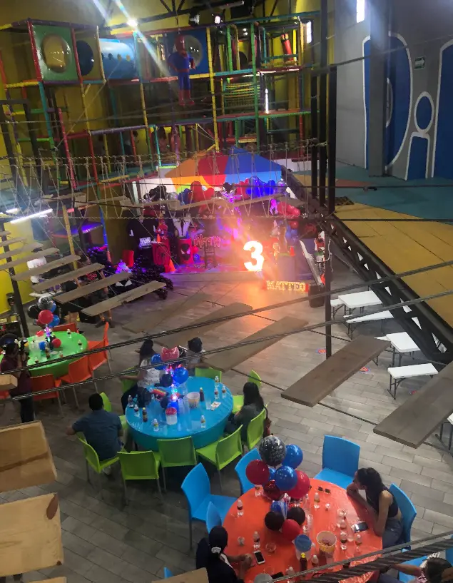 Área de fiesta desde arriba